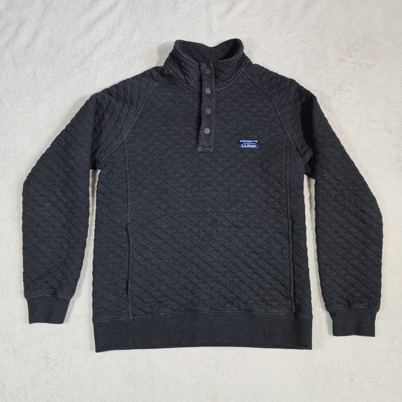 L.L. Bean Black Quilted Pullover - Picture 2 of 9
